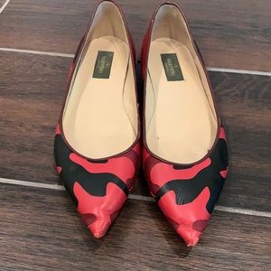 VALENTINO red camo flats
